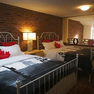 Gasthof Margie Townhome, Toronto