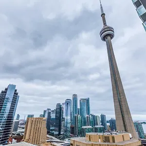 Chol Furnished Heart Of Downtown Toronto, 2 Beds, Free Parking, Cn Tower View Apartamento